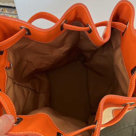 Hogan crossbody backpack. - Picture 7 of 9